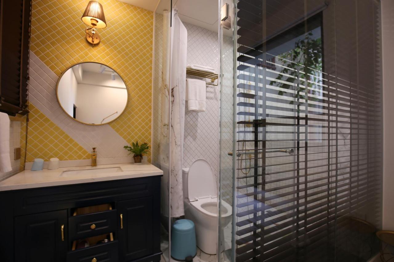 Yes Yes I Am Willing Apartment Тайнан Екстериор снимка
